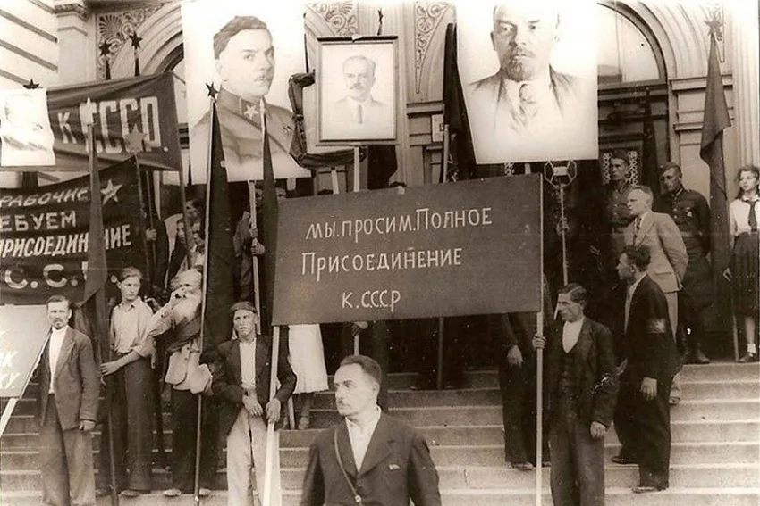 Liepāja, We ask for full accession to the USSR