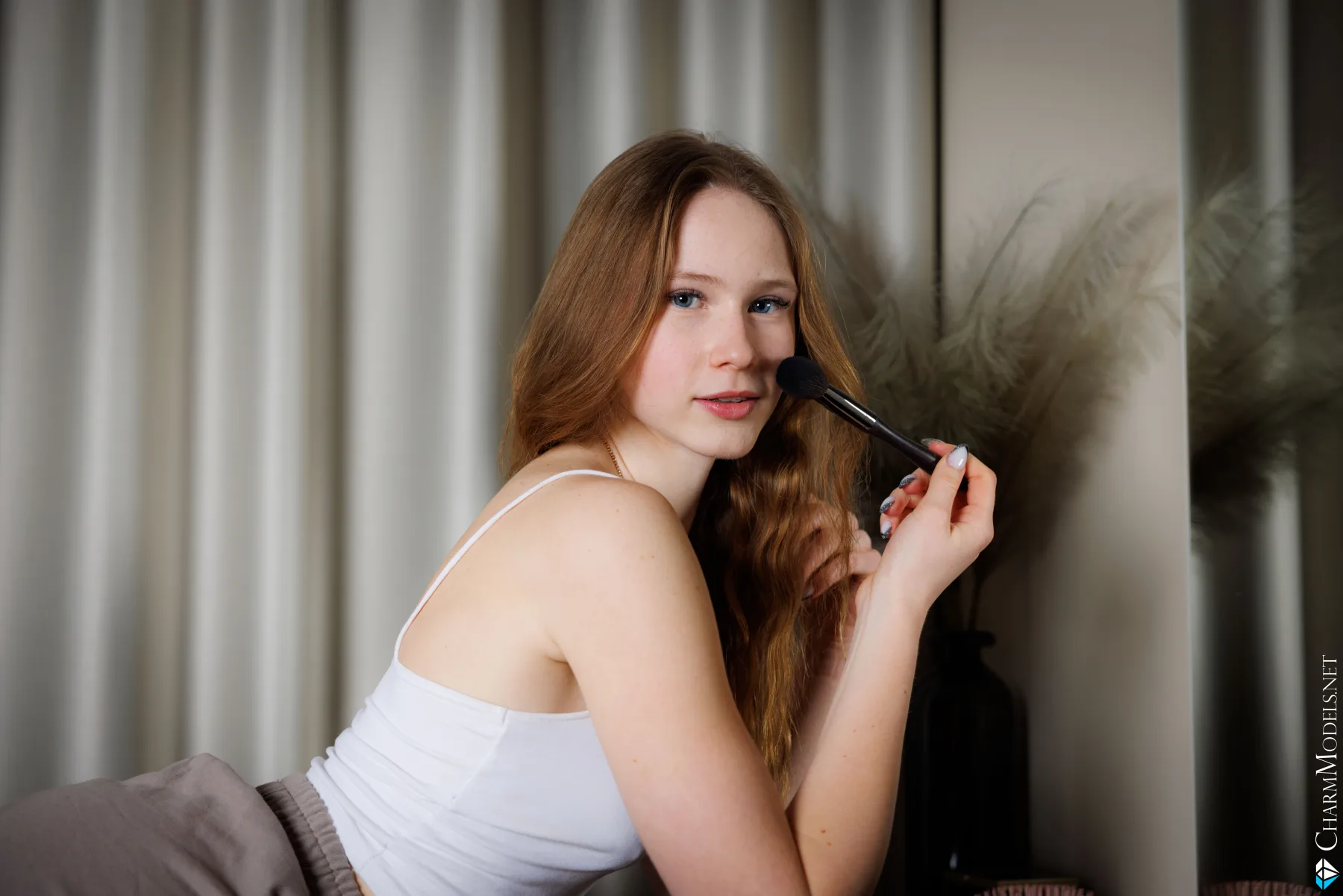 Perfect Redhead Akt Model Zuzanna gallery